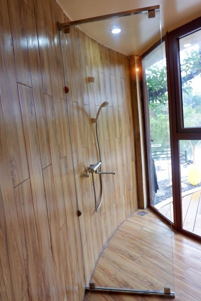 Hotel U Lesa Retreat Nha Ben Rung