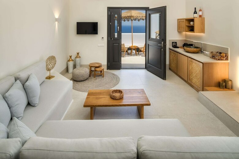 Hotel Venus Sunrise Suites & Villas