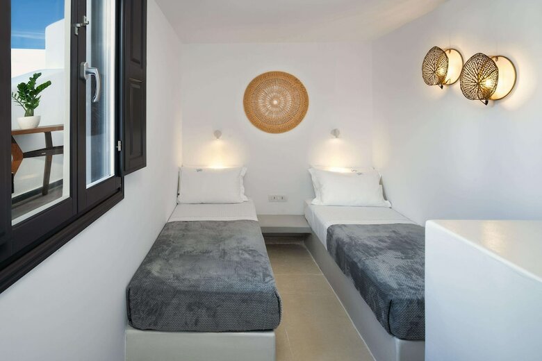 Hotel Venus Sunrise Suites & Villas