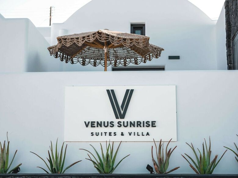 Hotel Venus Sunrise Suites & Villas