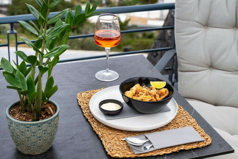 Hotel Venus Sunrise Suites & Villas