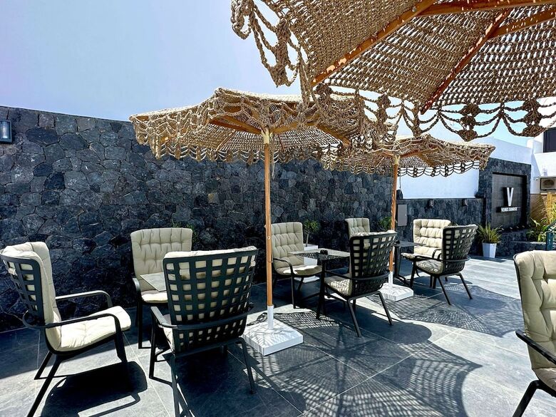 Hotel Venus Sunrise Suites & Villas