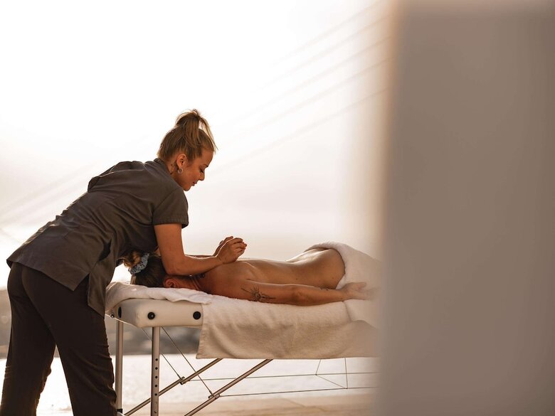 Hotel Venus Sunrise Suites & Villas