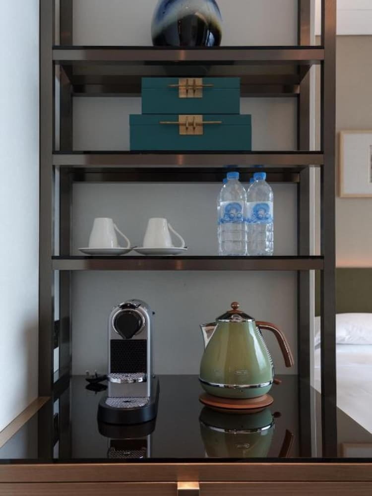 Sheraton Hong Kong Tung Chung Hotel