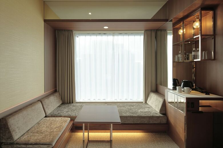 Candeo Hotels Osaka Shinsaibashi