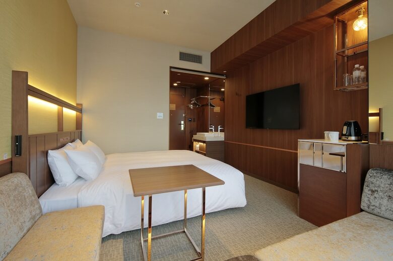 Candeo Hotels Osaka Shinsaibashi