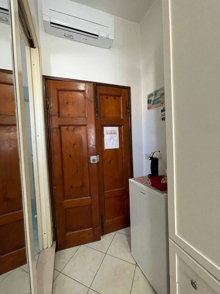 Room-giuly's Room Porto Santo Stefano