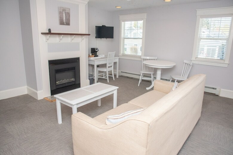 Posada Inn On Peaks Island