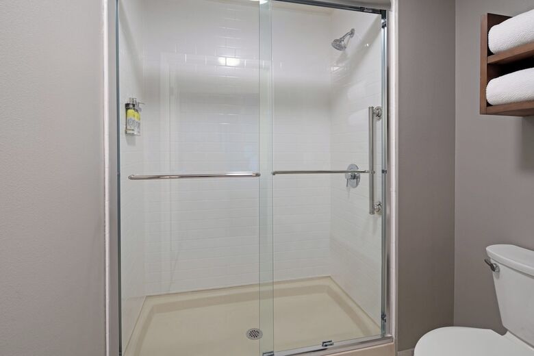 Hotel Staybridge Suites Long Beach Airport By Ihg