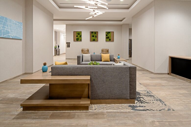 Hotel Staybridge Suites Long Beach Airport By Ihg