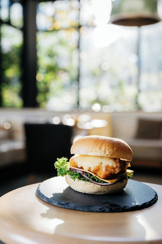 Hotel Moxy Osaka Umeda