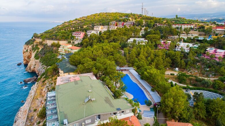 Hotel Senza Garden Holiday Club