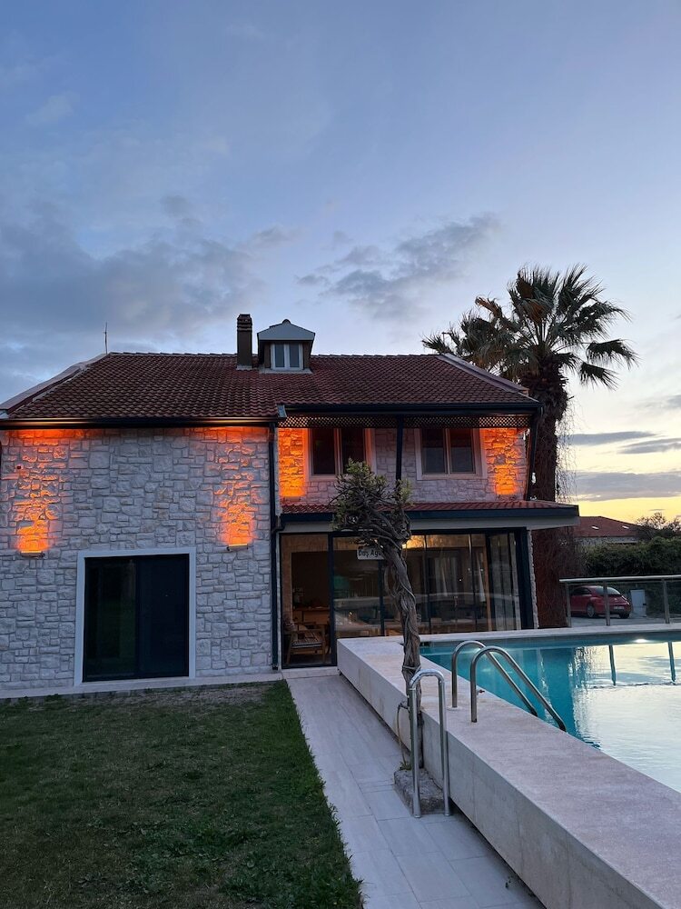 Posada Ilcayto Suites