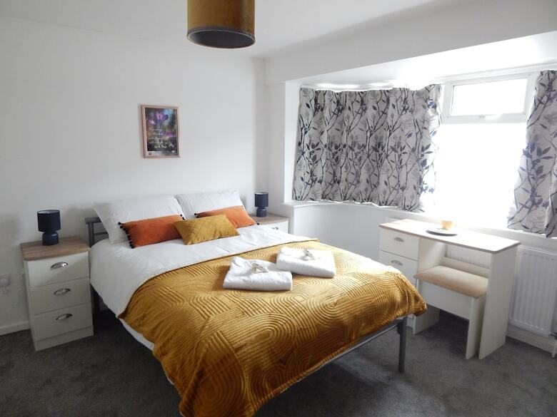 Brookfield En-suite Rooms