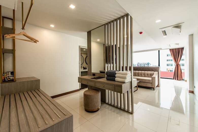 Blackwoods Hotel Pattaya
