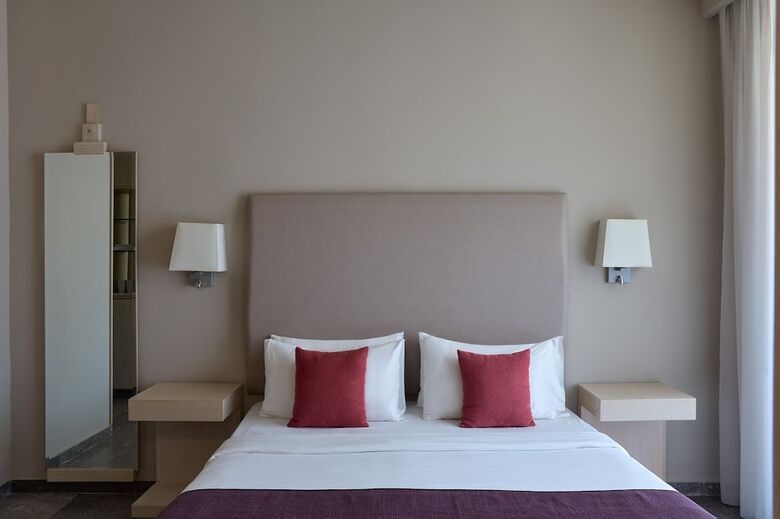 Hotel Atlantica Akti Zeus