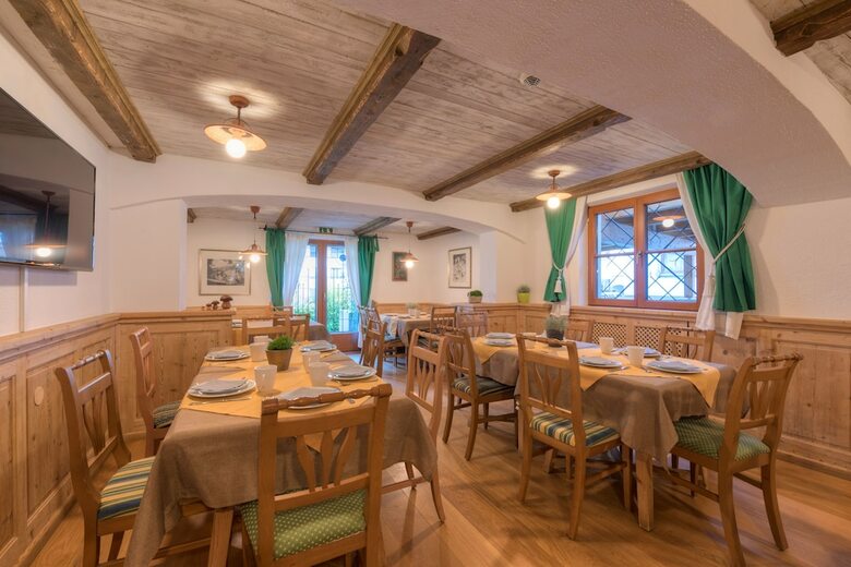 Chalet Murr By Skinetworks