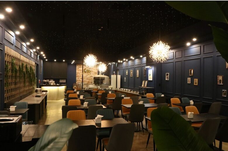 Felix By Stx Hotel & Suite