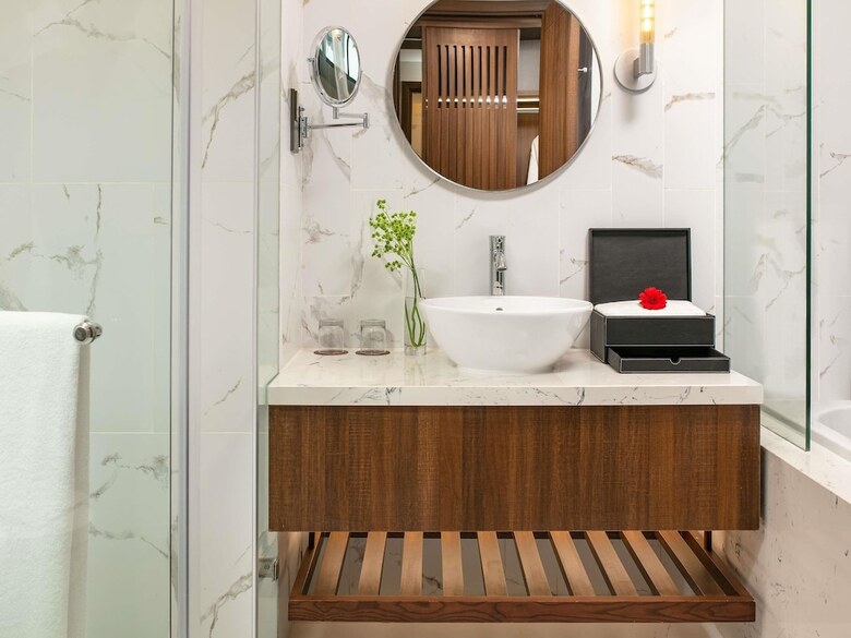 Hotel M�venpick Living West Hanoi