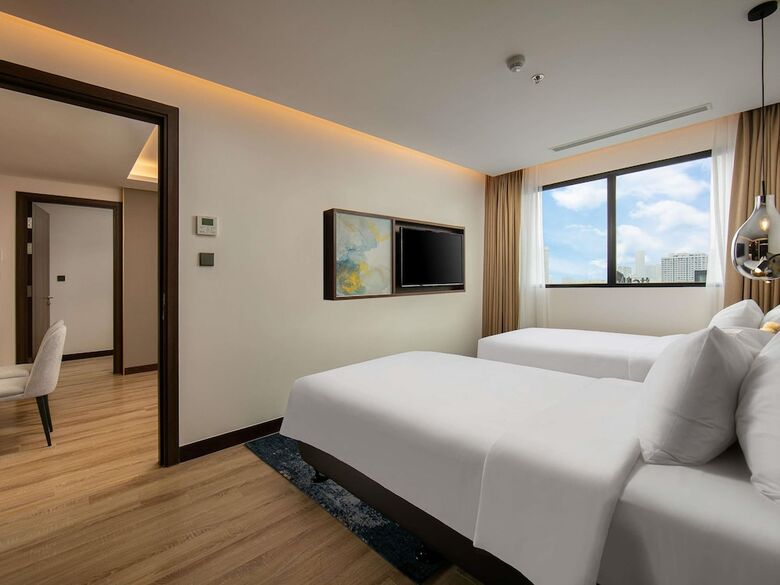 Hotel M�venpick Living West Hanoi