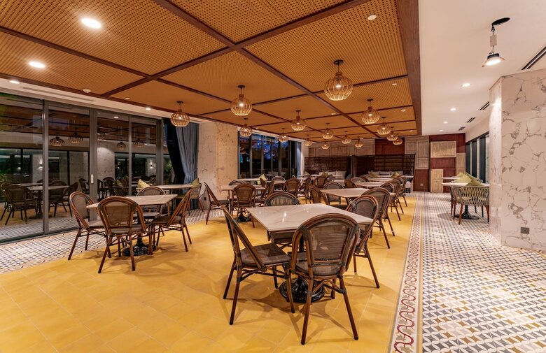 Hotel M�venpick Living West Hanoi