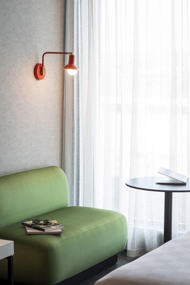 Alt Hotel Calgary University District