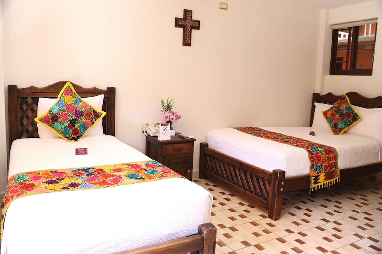 Camino Mexicano Hotel Resort