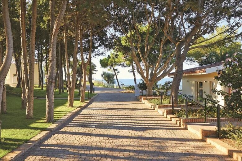 Tui Blue Tropea ? Baia Di Riaci Resort