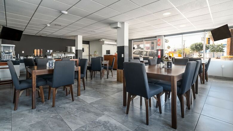 Hotel Plaza Regina Torre�n