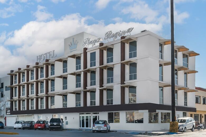 Hotel Plaza Regina Torre�n