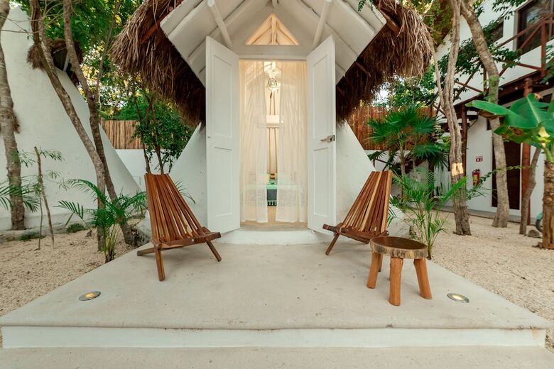 Mimosa Tulum Hotel & Hostel
