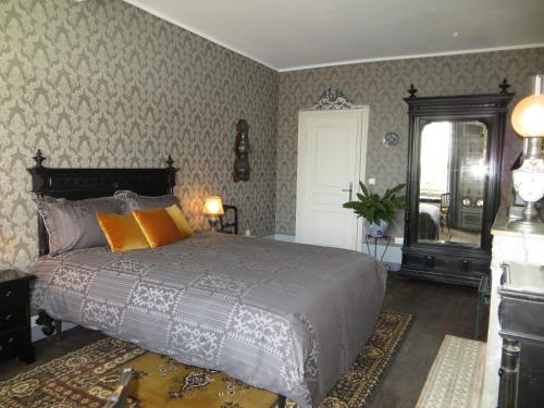 Bed & Breakfast Le Bailli De Montsaugeon