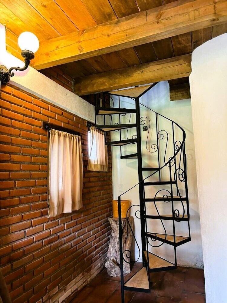 Hotel Caba�as Del Bosque