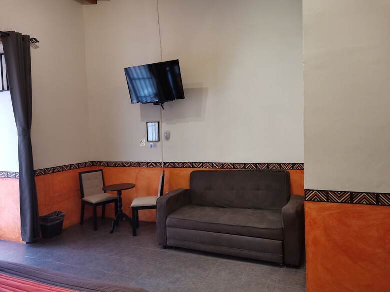 Hotel Mes�n Santa Clara