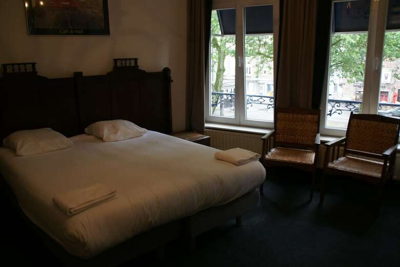 Hotel1875