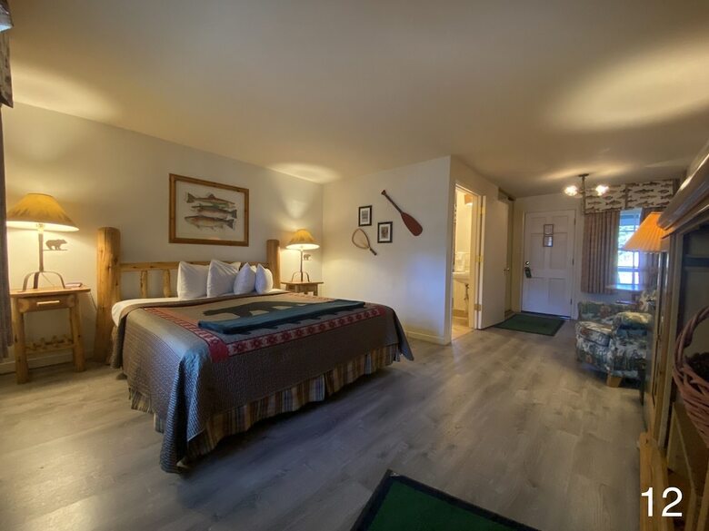 Hotel River Ranch Lodge & Restaurant
