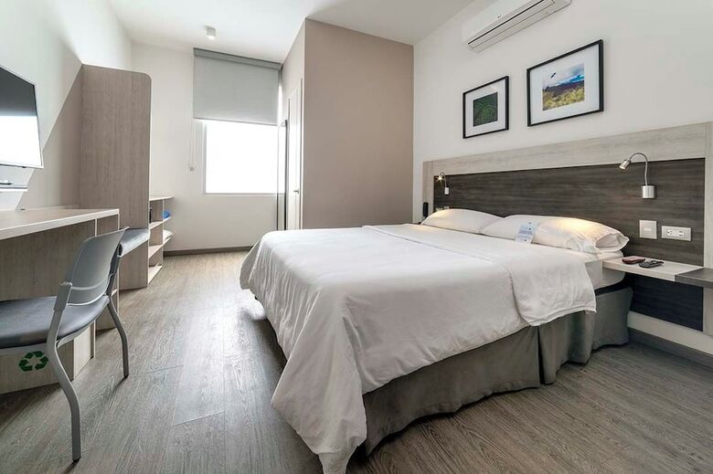 Hotel Park 85
