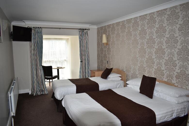 Hotel Corralea Court