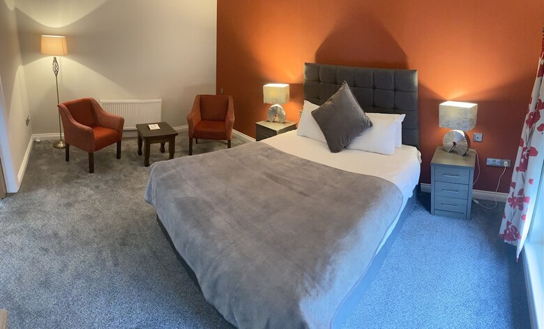 Hotel Corralea Court