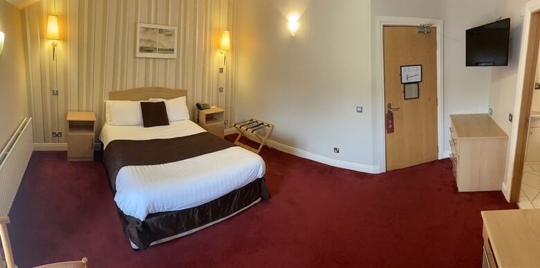 Hotel Corralea Court