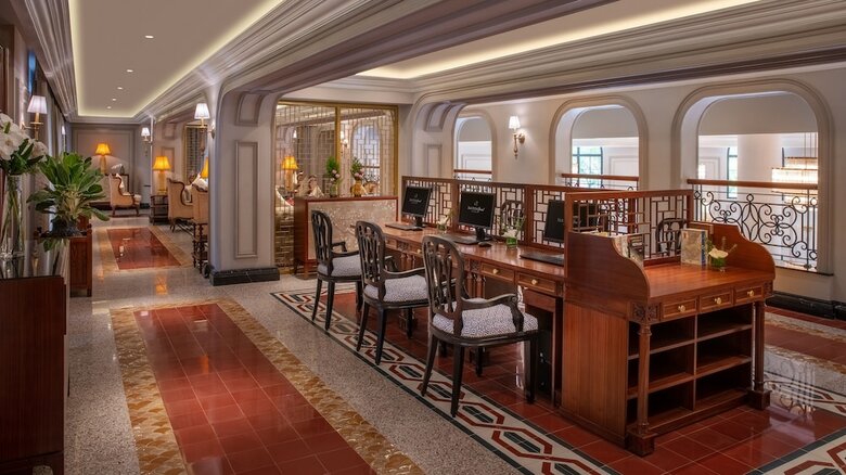 Silk Path Grand Hue Hotel