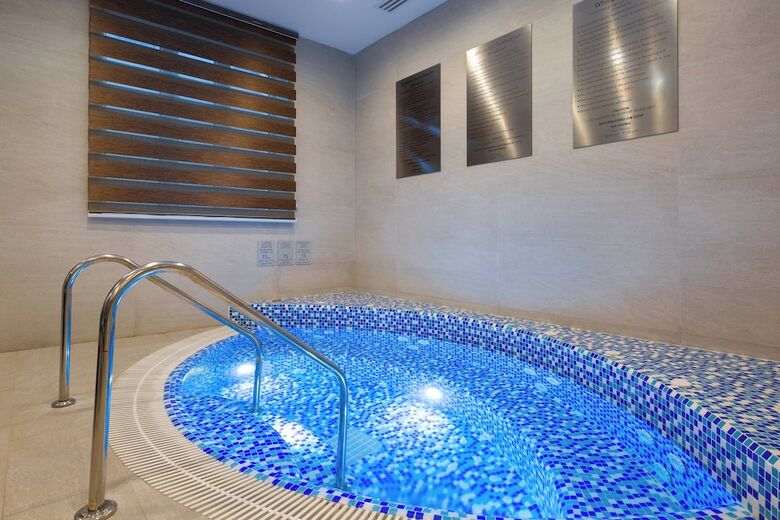 Hotel Courtyard By Marriott Tashkent