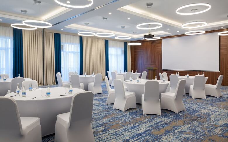 Hotel Courtyard By Marriott Tashkent