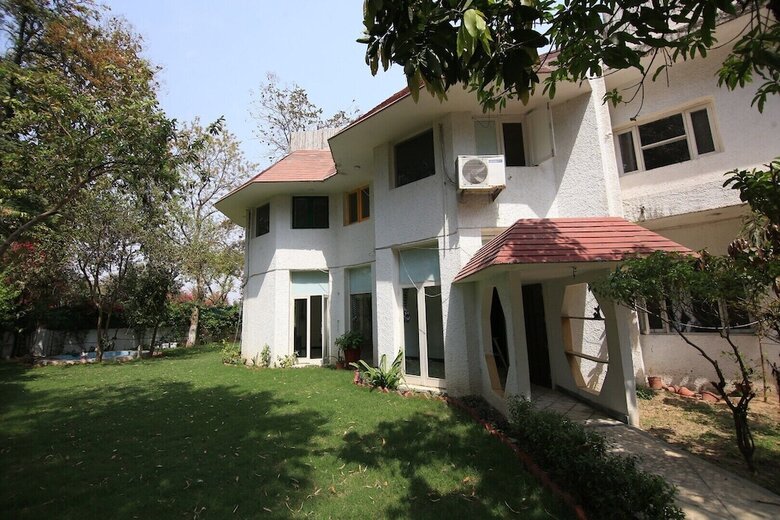 Adb Rooms Gour Farmhouse