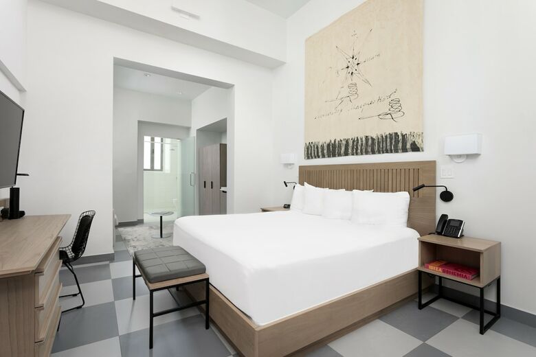 Hotel Palacio Provincial San Juan, Curio Collection By Hilton