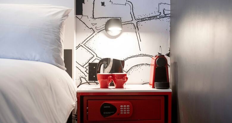 Anew Hotel Green Point
