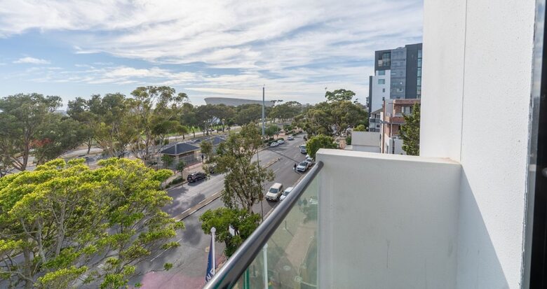 Anew Hotel Green Point