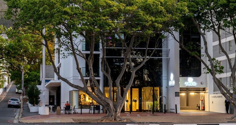 Anew Hotel Green Point