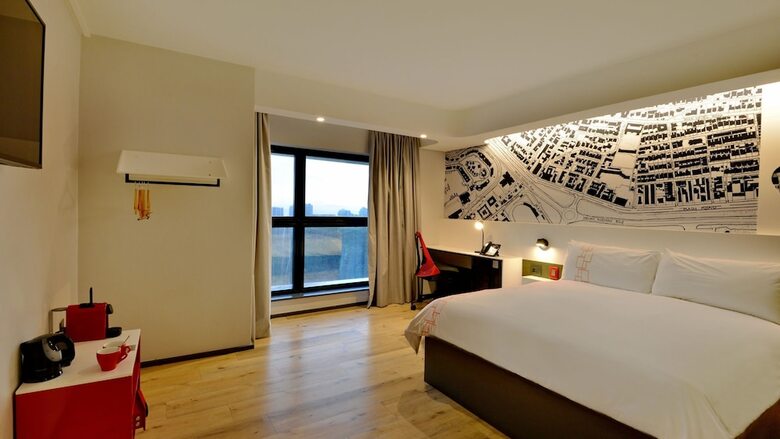Anew Hotel Green Point
