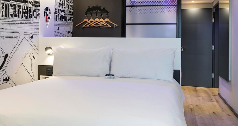 Anew Hotel Green Point